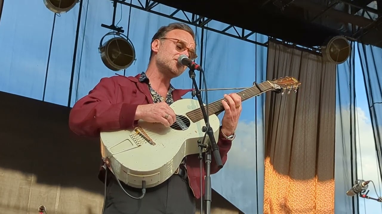 Rodrigo Amarante (part 1 of 4) FRONT ROW 2ND SHOW opening for Norah Jones, Woodinville WA 16June2022