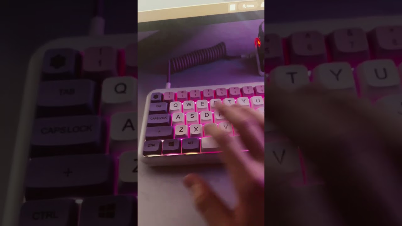 Thock, clack or cream?  Mojo 60 build with gazzew boba u4t