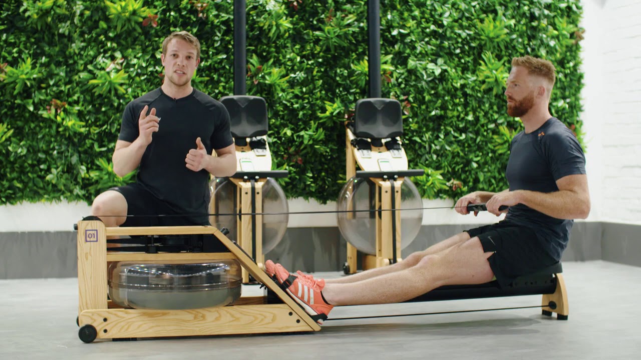 Cum te antrenezi corect cu aparatul de vaslit WaterRower