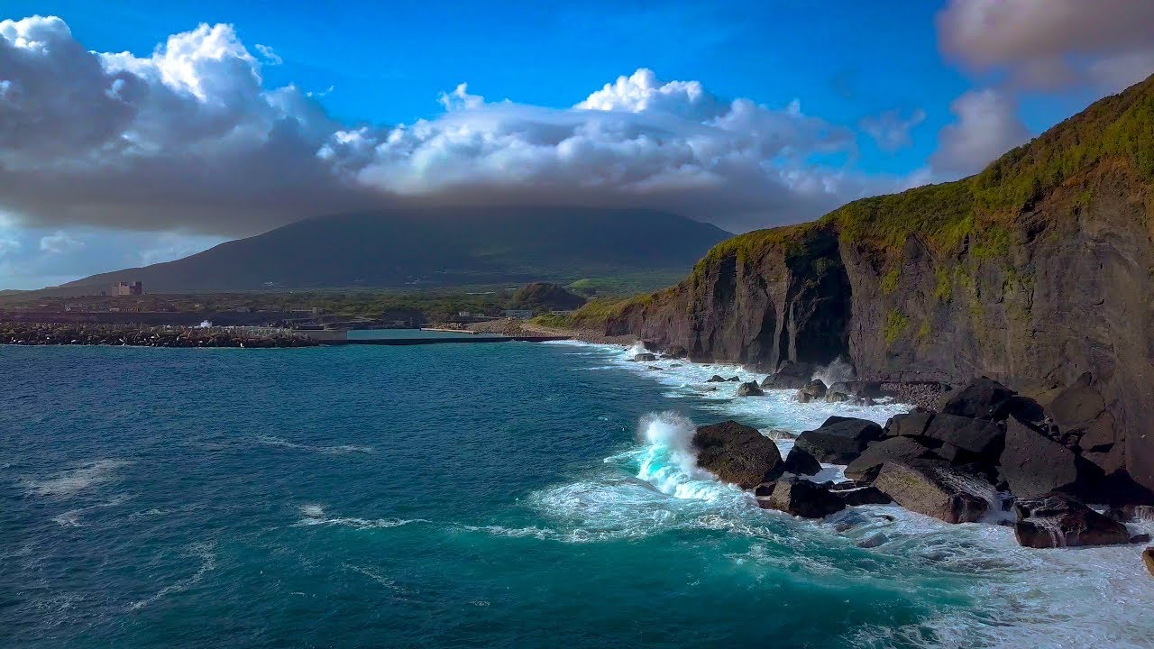 [ 4K UHD ]八丈島 海岸風景の絶景:Superb view of Coastal scenery in Hachijo-island,TOKYO islands