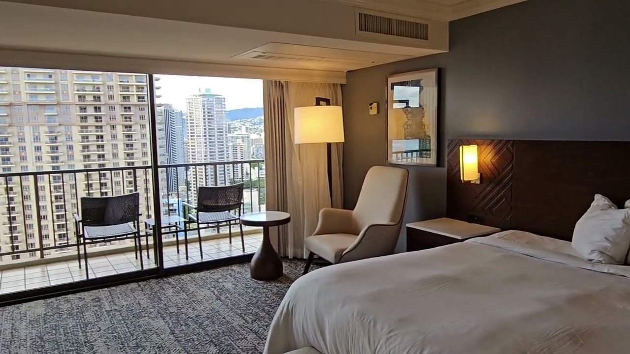 Hilton Hawaiian Village, Tapa Tower 1 Bedroom King Suite Ocean View