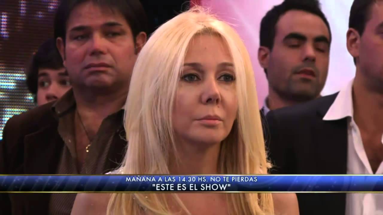 Showmatch 2012 - Duro cruce entre Mariana Nannis y Cristian U
