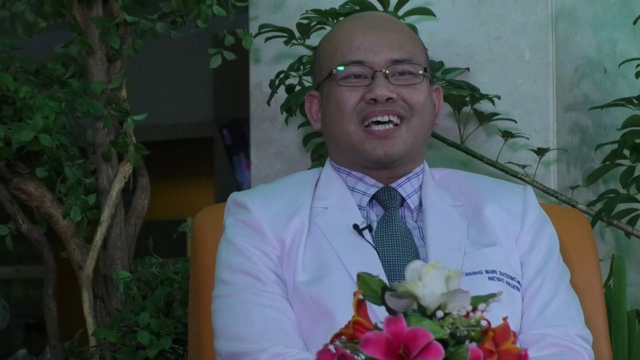 Santosa Hospital Bandung Central, Bedah Saraf 2. Agung Budi Sutiono, MD, PhD