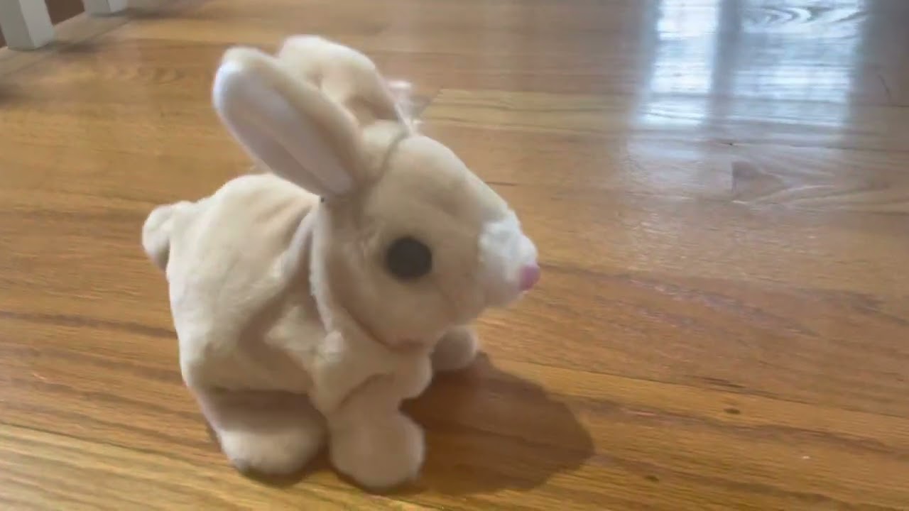 Hopping tan bunny toy￼