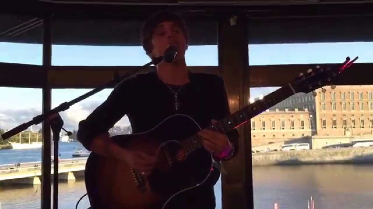 The Vamps -Uptown Funk & Shake It Off | Cafè Opera, Stockholm 11/9-15