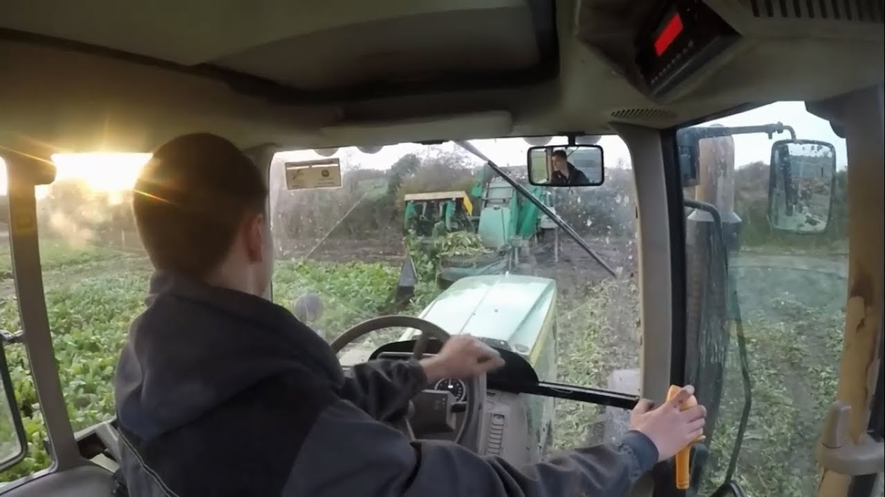 Fodder Beet 2017 - Drawing - John Deere 6170M