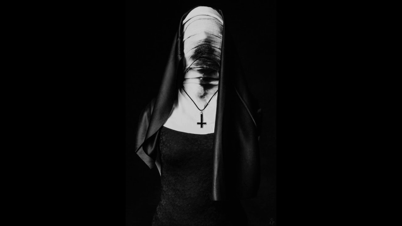 Angela de la Lucifer - Abbatissa ab inferno (SATANIC CEREMONY MUSIC)