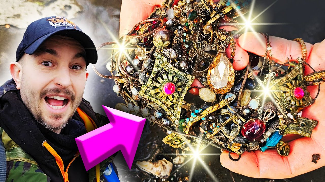 Handfuls of STOLEN JEWELLERY in the drained reservoir!