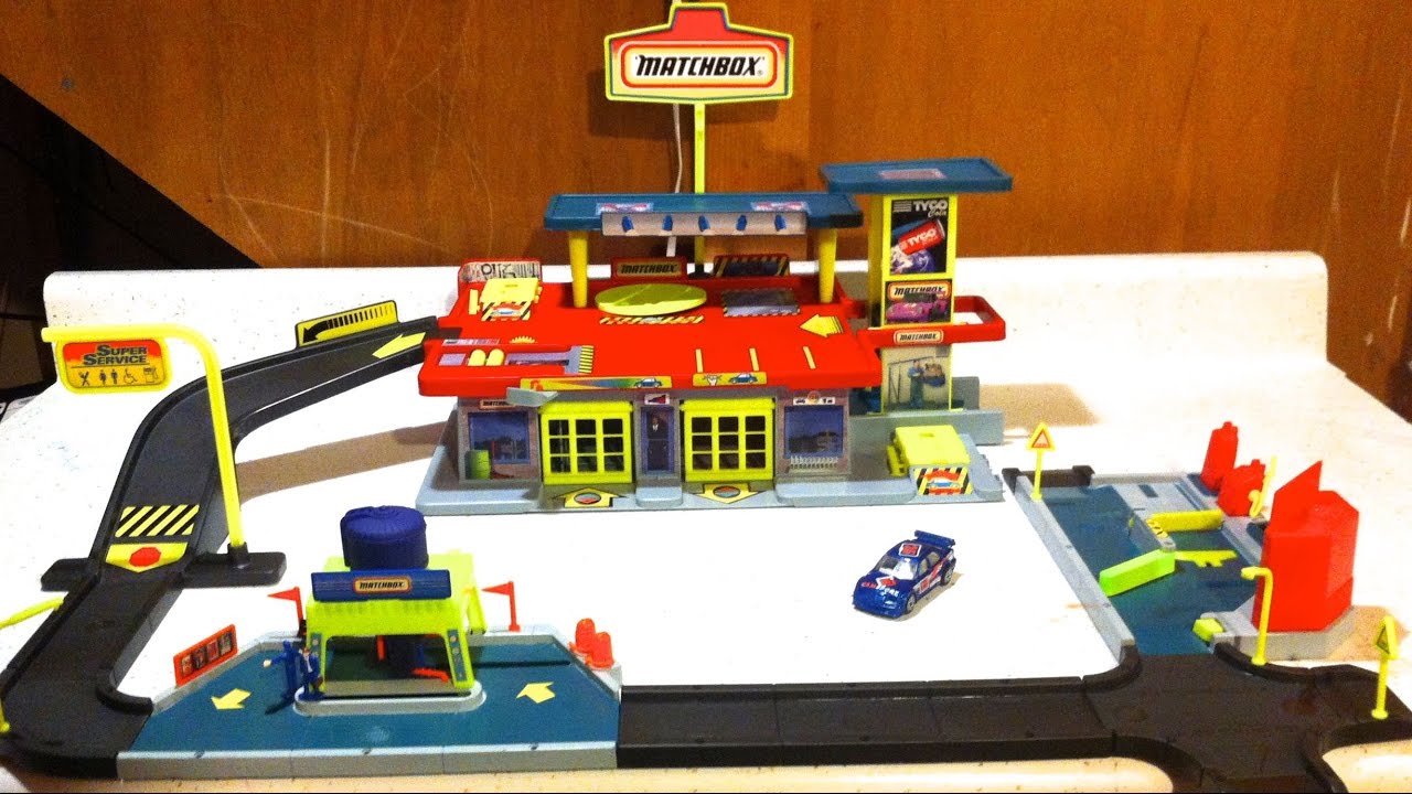 Matchbox Super Service Centre Playset - Unboxing and Demonstration
