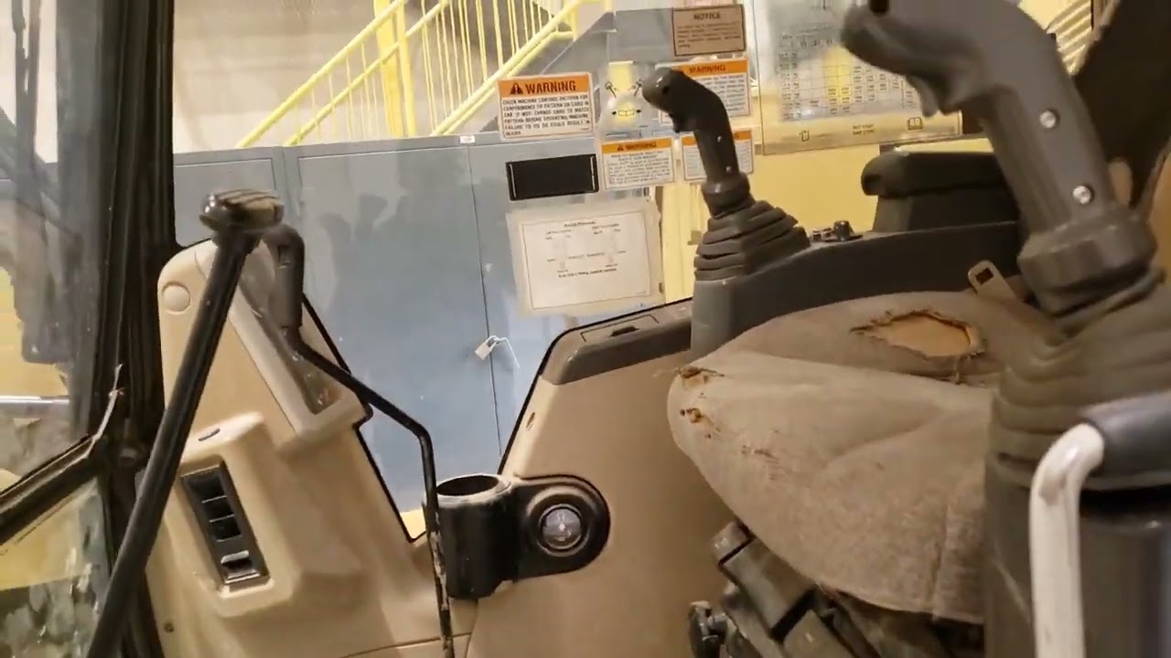 307C Caterpillar Excavator Hydraulic System walkaround