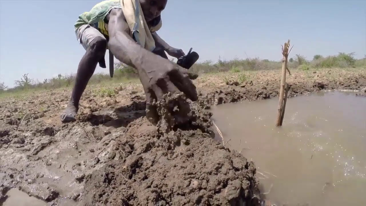 BURKINA FASO Il Barrage di Bassy e Zanga
