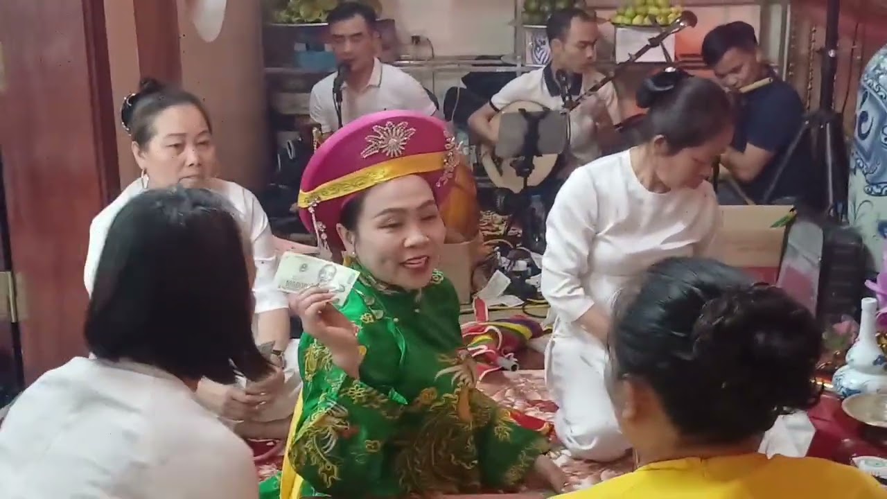 LỄ Hầu Khai Xuân   CÔ NGỌC OANH