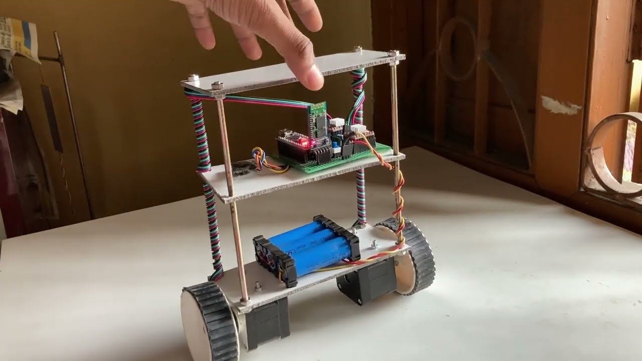 Arduino Self Balancing Robot using Bluetooth app