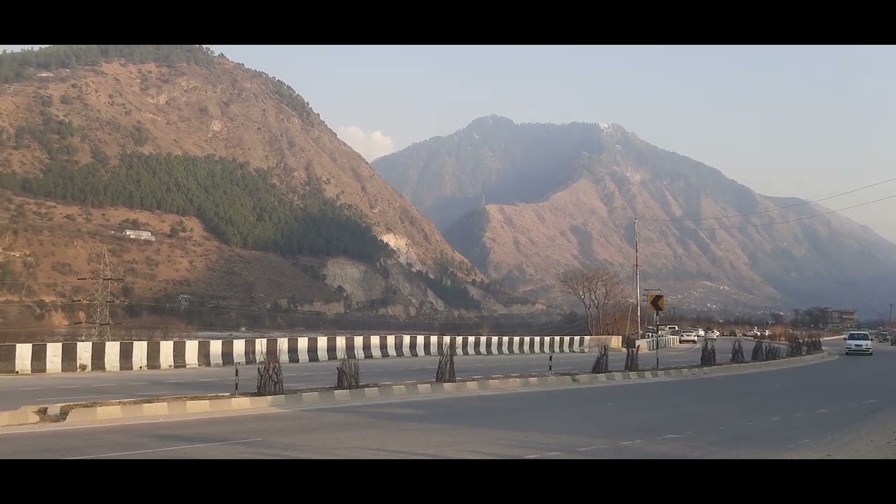 Simla manali on road
