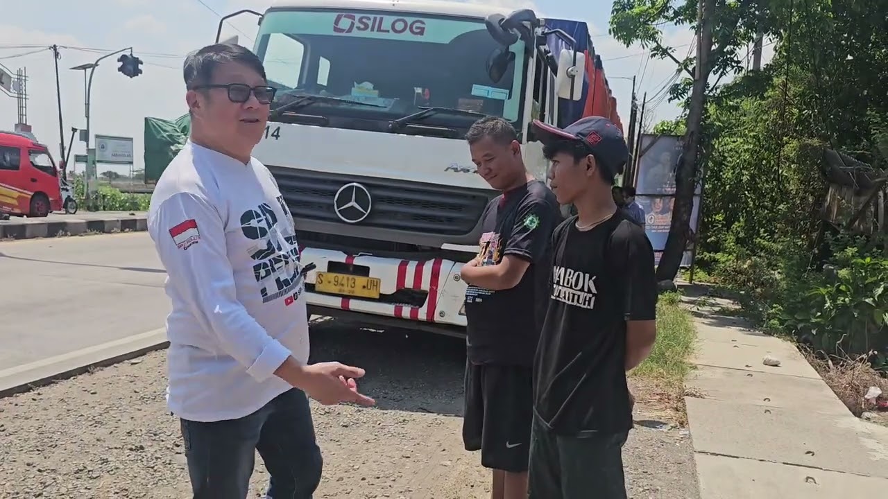 Ketemu driver SPJTL137 MuklisTL145 Adi SuhandiDi LamonganTgl  : 28 Oktober 2024