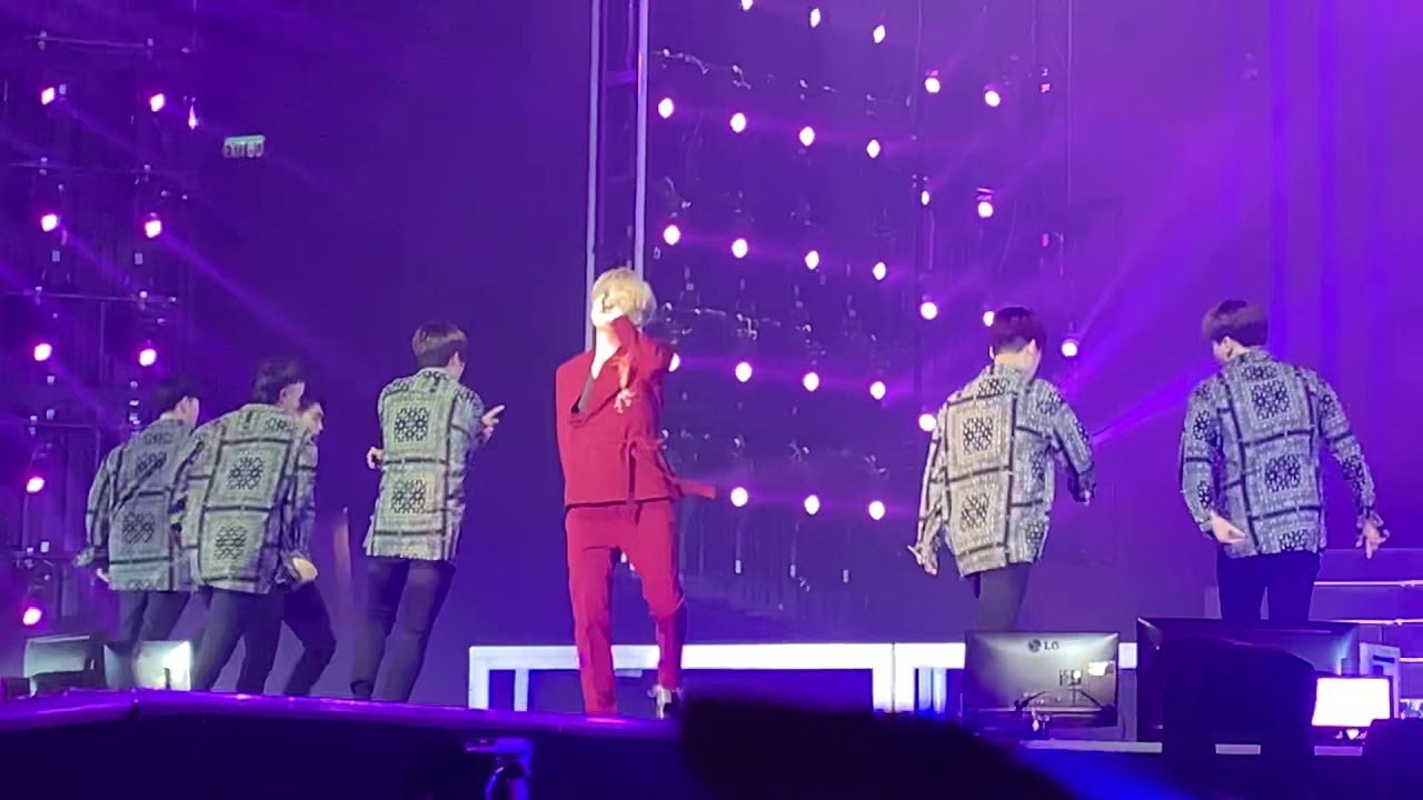BTS WORLD TOUR LOVE YOURSELF HONG KONG 200319 - SEESAW FANCAM