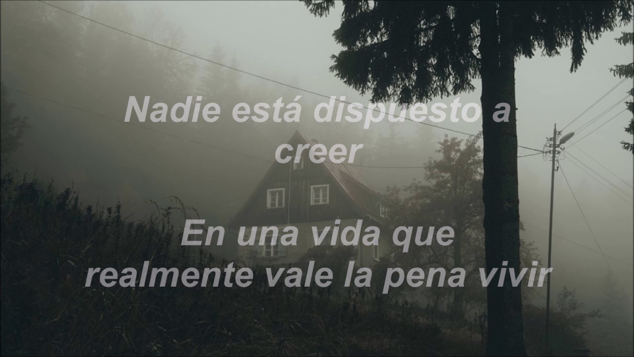 In Between - Holly Henry // Español