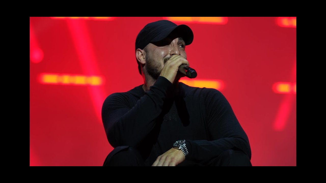 Ati242 - Ait Hissetmiyorum (Live at KüçükÇiftlik Park)