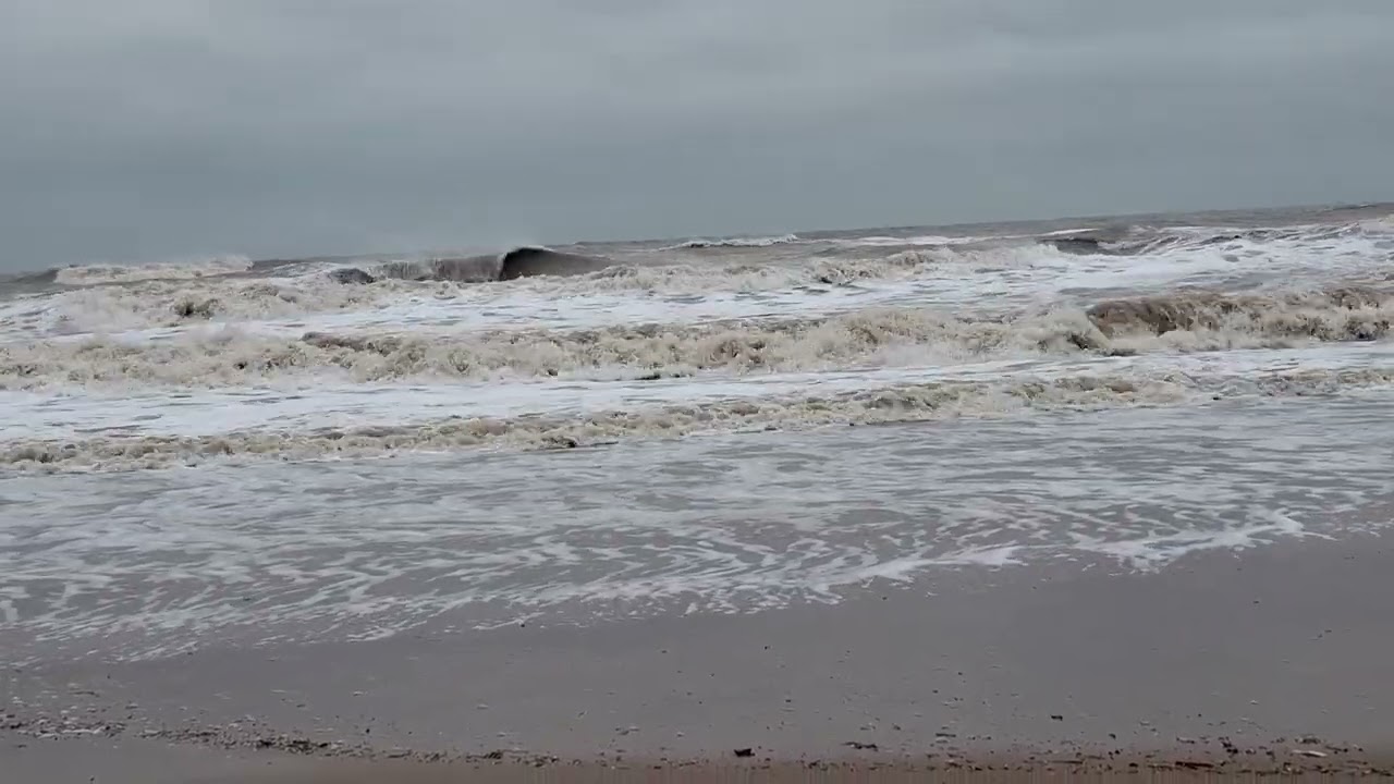 Чёрное море шторм