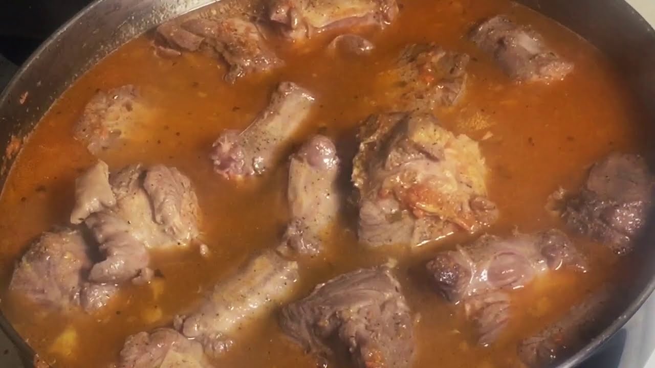 رقبة الديك الرومي بطريقة الاوسو بوكو ولايمكن نفرق عن اللحم/turkey necks Osso bocco/للشيف ايمن حسن.