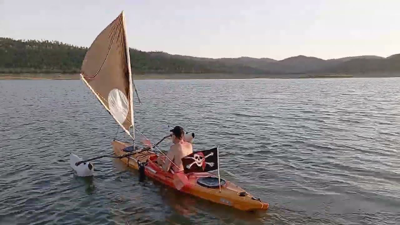 Kayak modular Mercury con vela EOLA