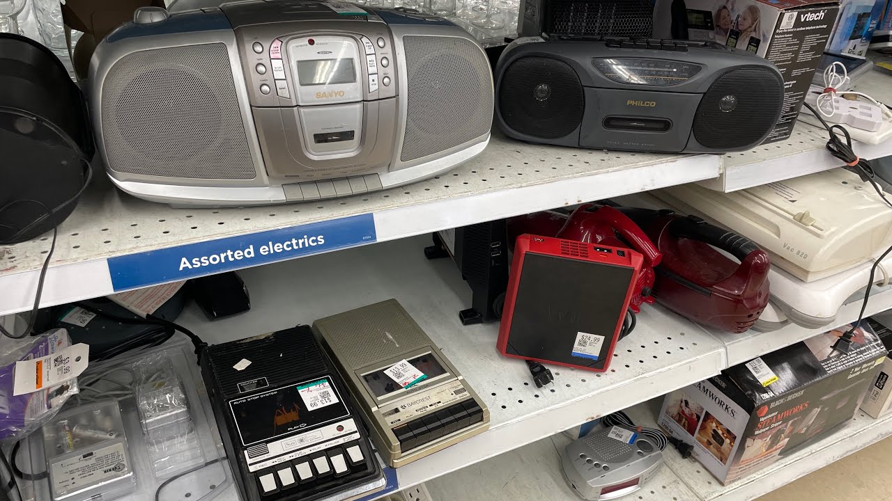 Finding Nostalgic Vintage Electronics at the Thrift Store