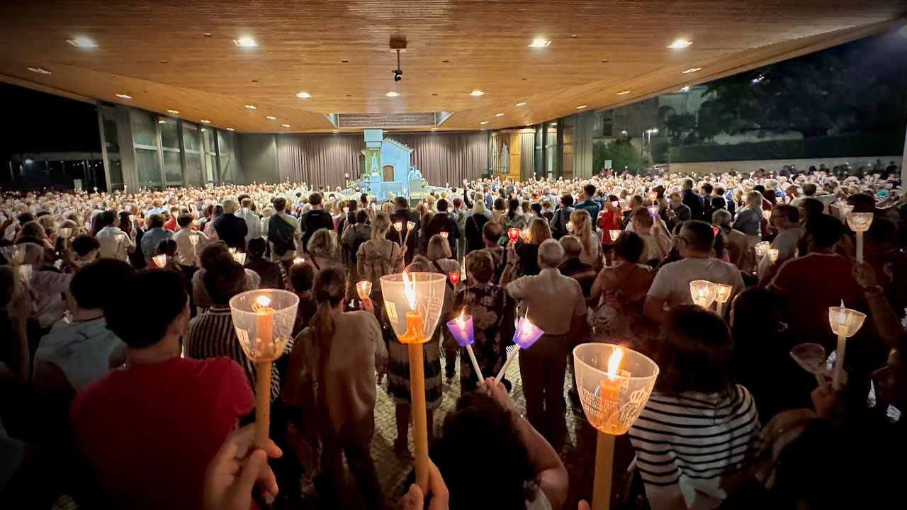 Fátima, Portugal.  Candlelight Procession (August 2024) 4K