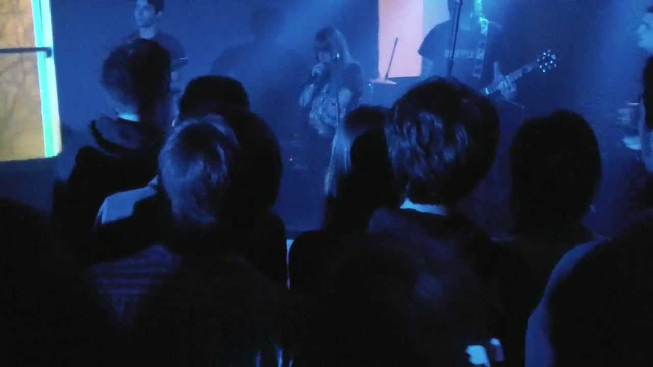 Stay Alive (Please Wait) - Fernanrock