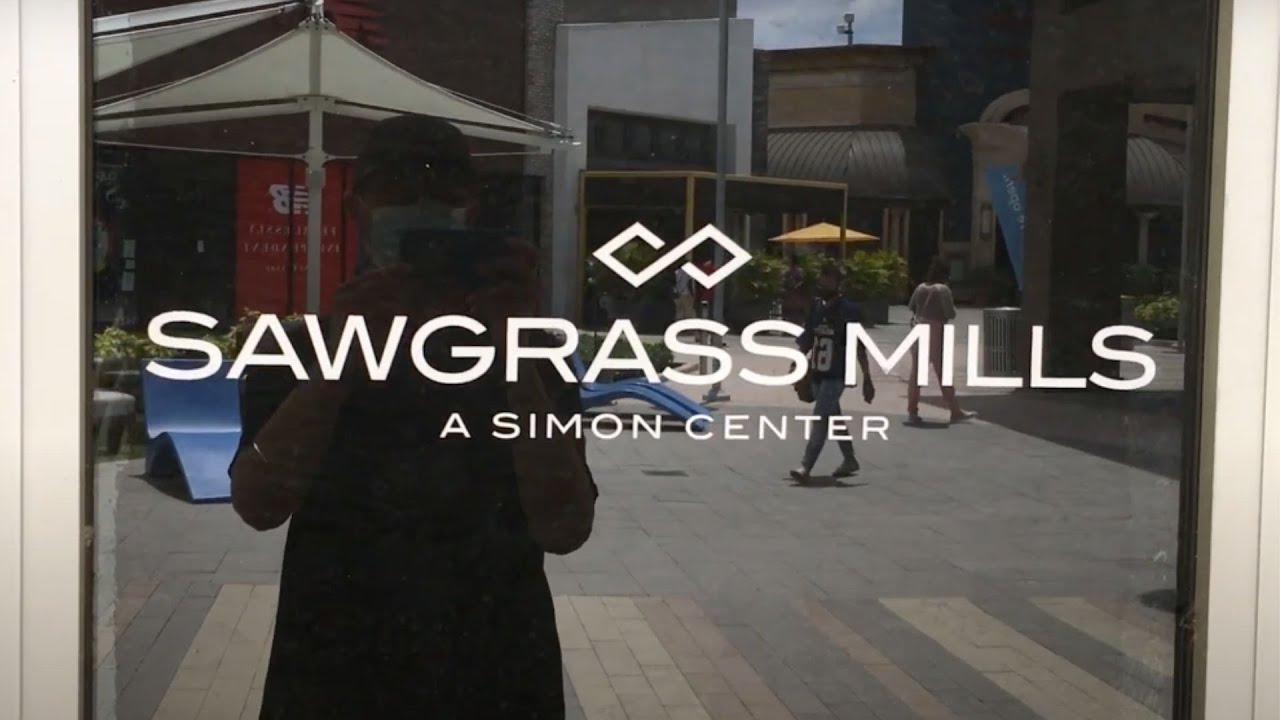SAWGRASS MILLS OUTLET MALL TOUR  - SUNRISE, FLORIDA  / RAINFOREST CAFE TOUR