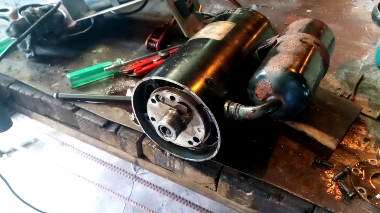 air conditioner compressor inside