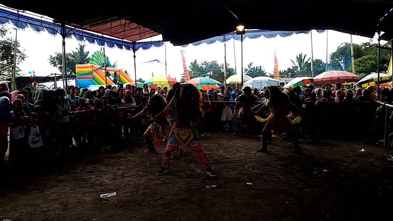 Rampak Buto Kompak Rahwono Crew Muntilan