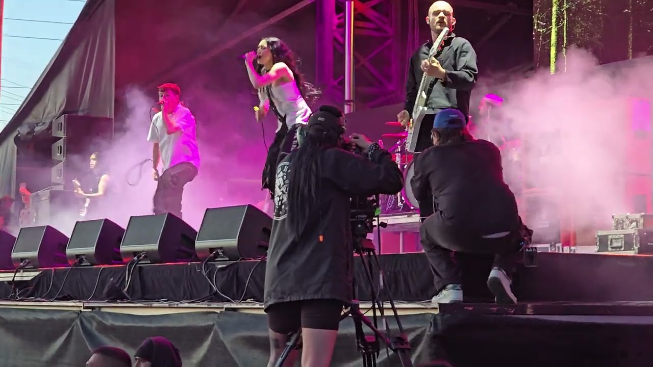 Knocked Loose with Poppy 