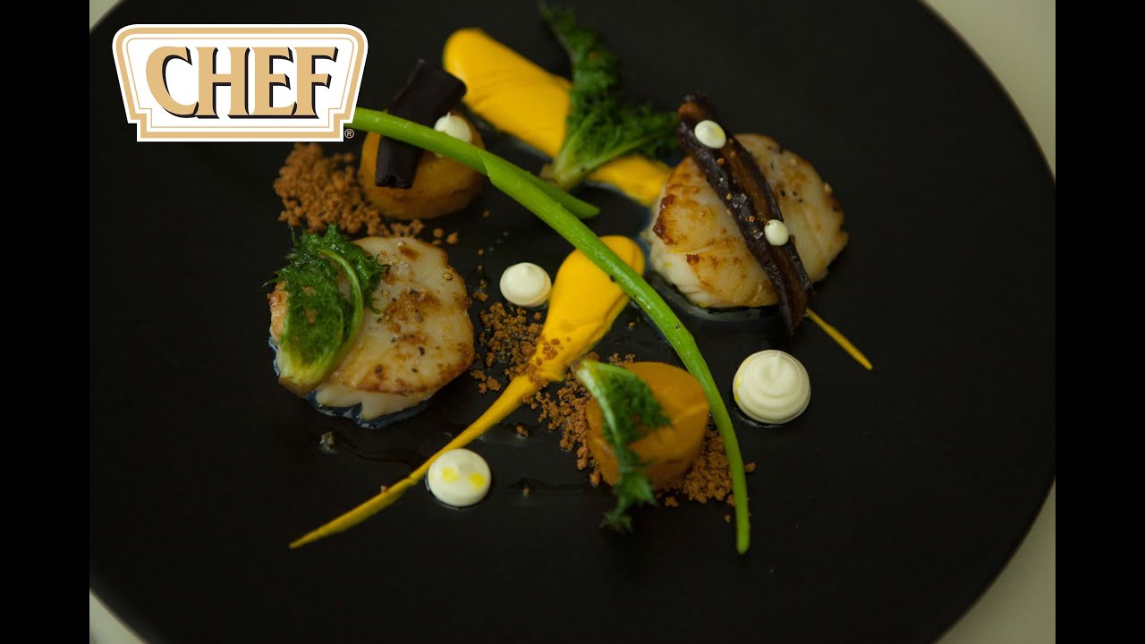 2 Michelin star chef David Everitt-Matthias creates a recipe of hand dived scallops & carrots