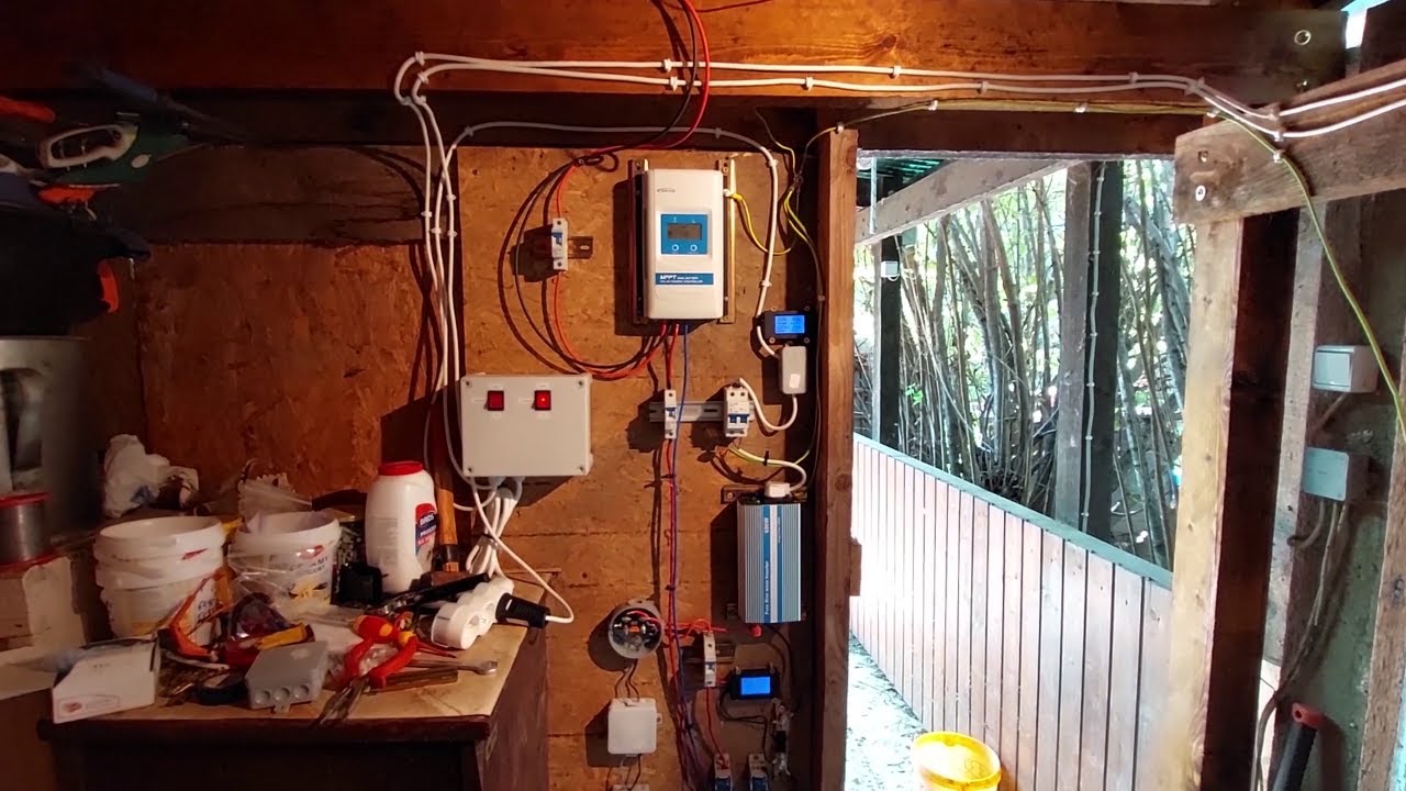Napelem projekt 08. rész. Profi inverter átkapcsoló jött, lassan szinte kész az egész  - 2022-09-08