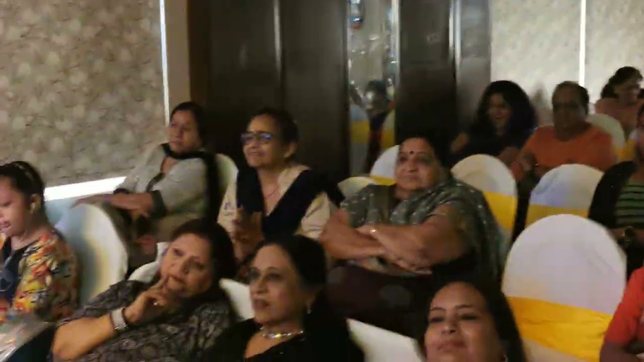 Mehandi Laga ke Rakhana