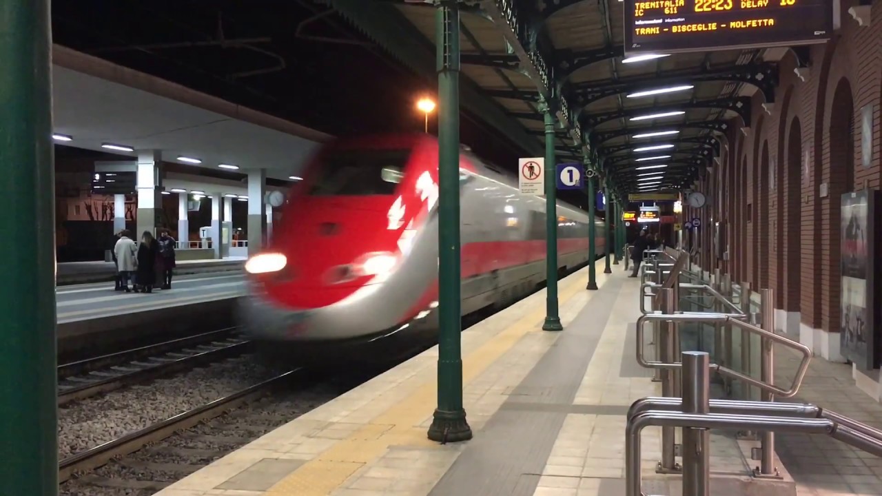 Treni di marzo alla stazione di Barletta Pt.2[E656 demolendo, E405, E652.005, E444R, Etr500, Etr485]