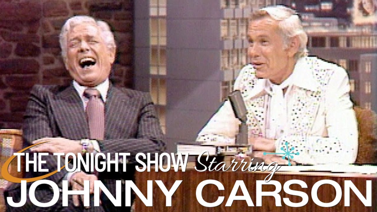 Дези Арназ беседует с Бобом Хоупом и Доном Риклзом | Carson Tonight Show