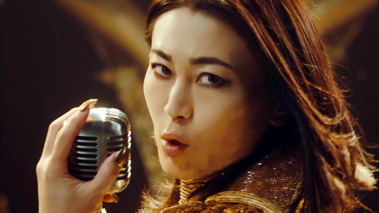 氷川きよし(Kiina)、貴重な歌声を披露！ダイナミックなダンスで蚊・ハエを撃退／アースジェット プロプレミアムCM＋メイキング＋インタビュー