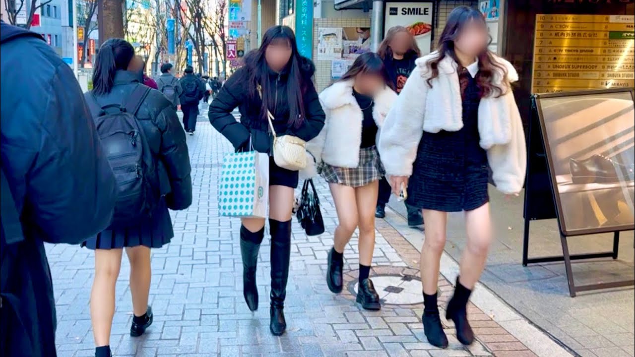 SHIBUYA WALK (Jan 2026) Why Are Mini Skirts Everywhere?