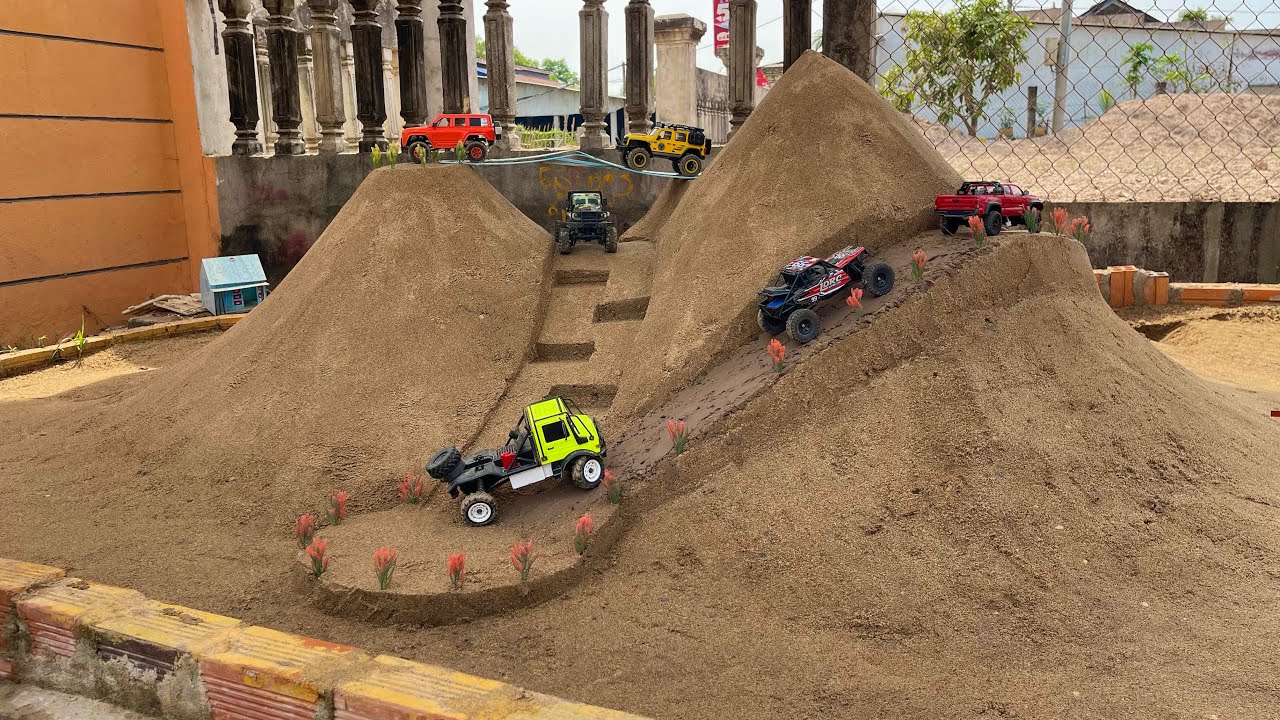 RC Cars Extreme Mountain Challenge! Only the Strongest Survive!🔥⛰️