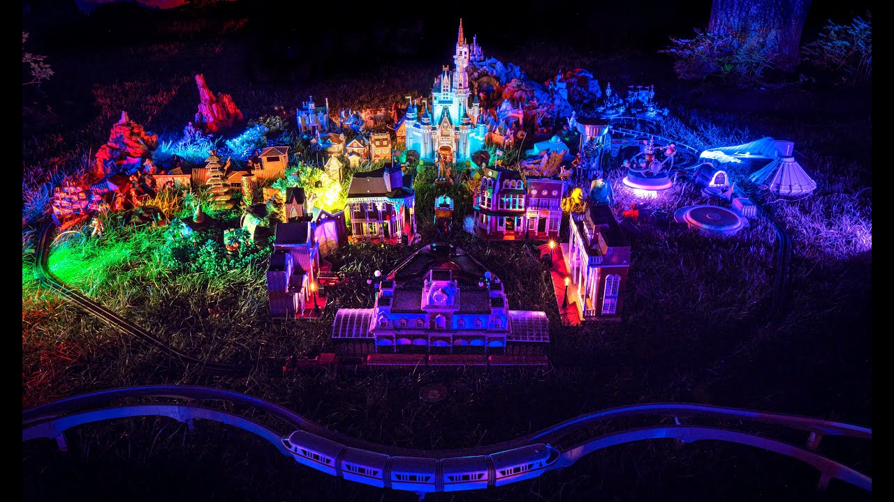 Mini Walt Disney World - Backyard Fan-Made Model