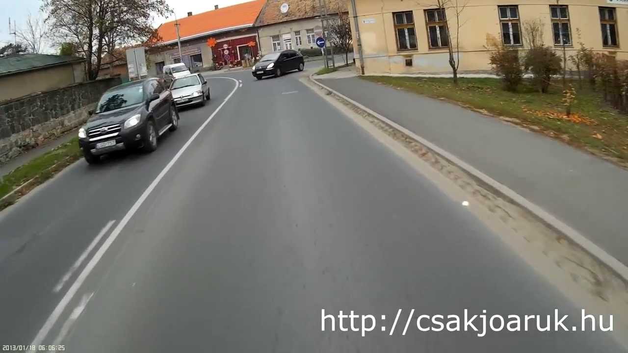 FullHD sportkamera, sisak kamera 120 fokos sz&eacute;les l&aacute;t&oacute;sz&ouml;g, 90 perc felv&eacute;teli idő, 1080p 720p mobius