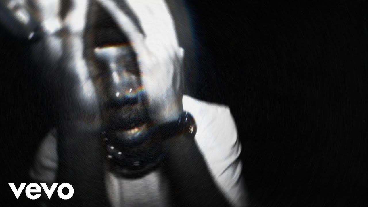 M'DEP - Pirataria (Official Music Video)
