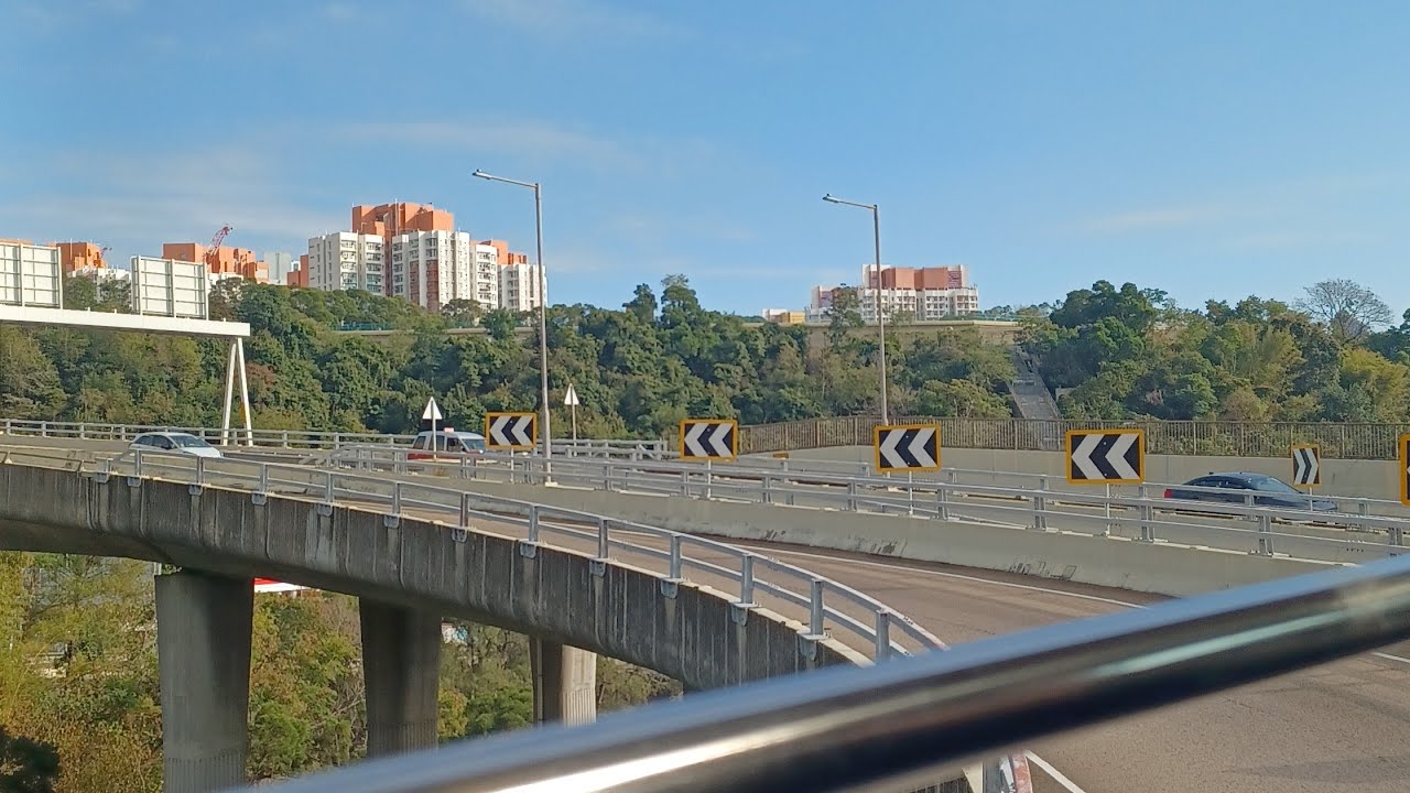  1hr Tour around HK taking Tourist Bus 