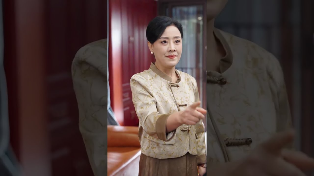 退休金被妻子和她的竹馬冒領三年，我舉報後他們離婚又賣房，以為能東山再起。結果竹馬把錢全給了自己兒子，還騙我繼子當實驗體。我當眾揭穿真相那一刻，他們全完了