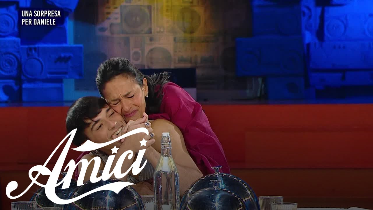 Amici 24 - Una sorpresa per Daniele