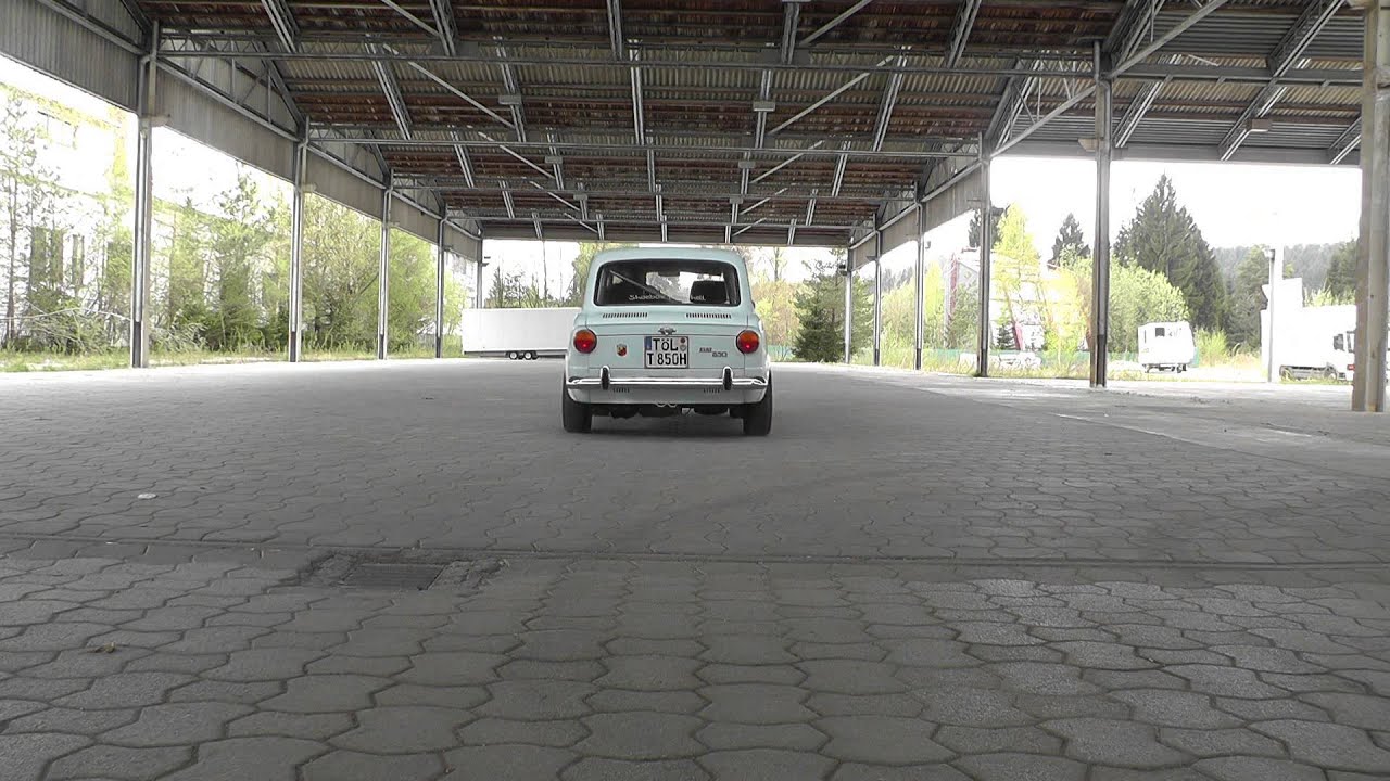 Fiat 850 mit Abarth Auspuff with Abarth Exhaust Sound and Drive