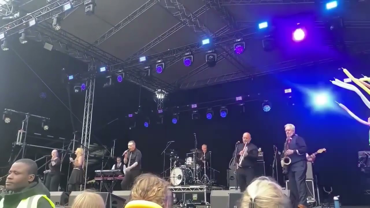 Soul Medley - Scooty & the skyhooks at MacMoray