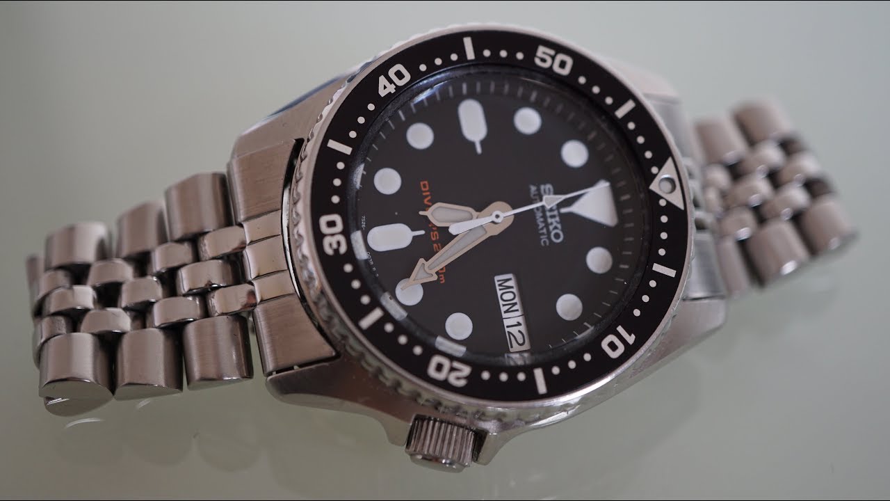 The Best And Most Timeless Japanese Mid-Size Automatic Dive Watch Under $220: SEIKO Prospex SKX013