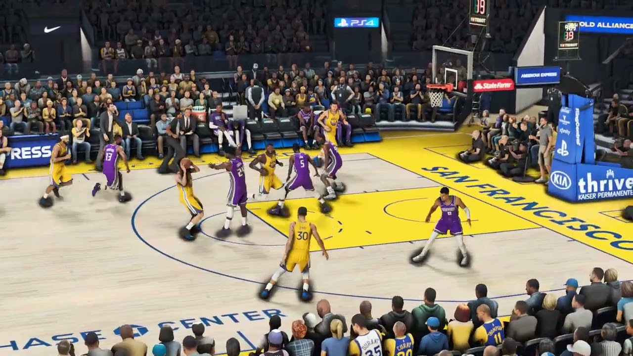 Klay's sweet pump fake and spin move.